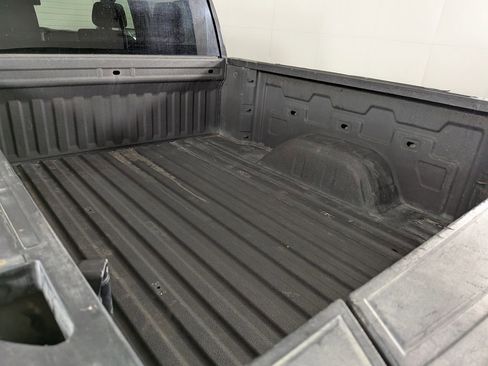 Used 2021 GMC Sierra 1500 Elevation w/ LPO, Elevation Black Package AWD/4WD image 13