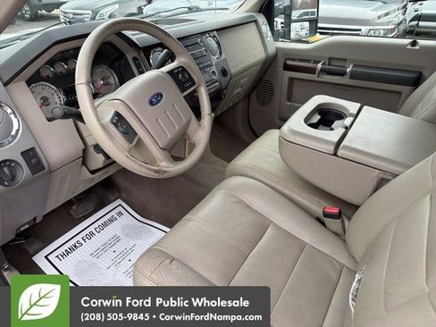 Used 2010 Ford F350 Lariat image 13