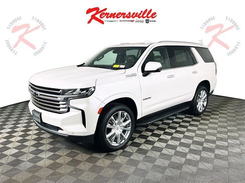 Used 2021 Chevrolet Tahoe High Country w/ Premium Package image 3