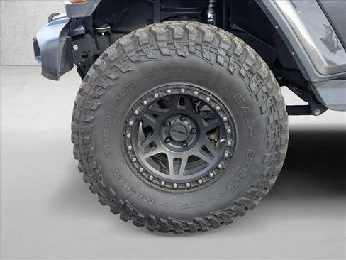 Used 2022 Jeep Wrangler Unlimited Sahara image 20