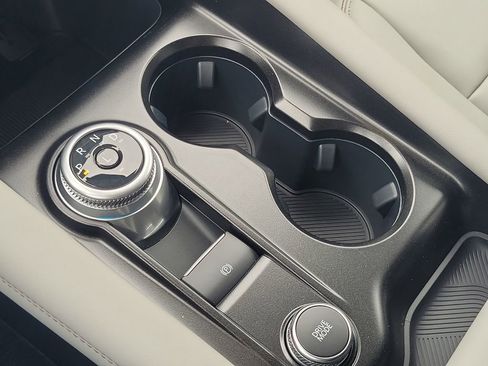 New 2026 Ford Explorer Active w/ Active Comfort Package image 22