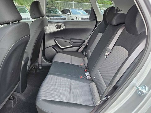 Used 2025 Kia Soul LX FWD image 16