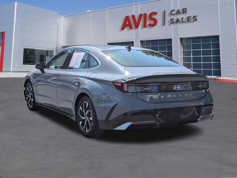 Used 2025 Hyundai Sonata SEL FWD image 9