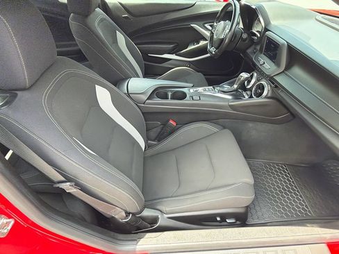 Used 2022 Chevrolet Camaro LT RWD image 13