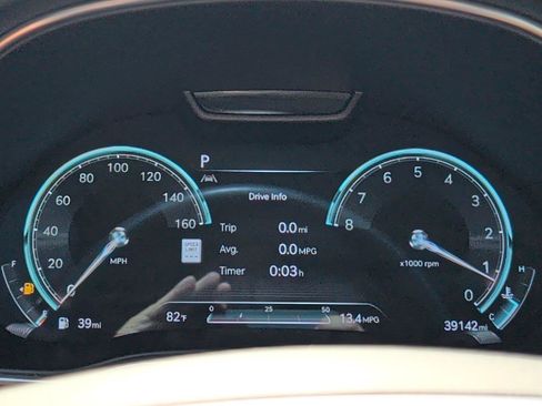 Used 2023 Genesis GV80 3.5T AWD/4WD image 21