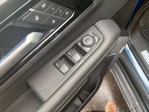 New 2026 GMC Yukon XL Elevation w/ Elevation Premium Package image 17