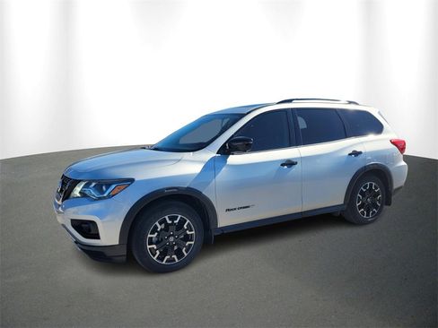 Used 2020 Nissan Pathfinder SL image 2