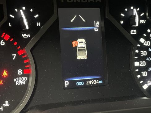 Used 2022 Toyota Tundra Limited RWD image 7
