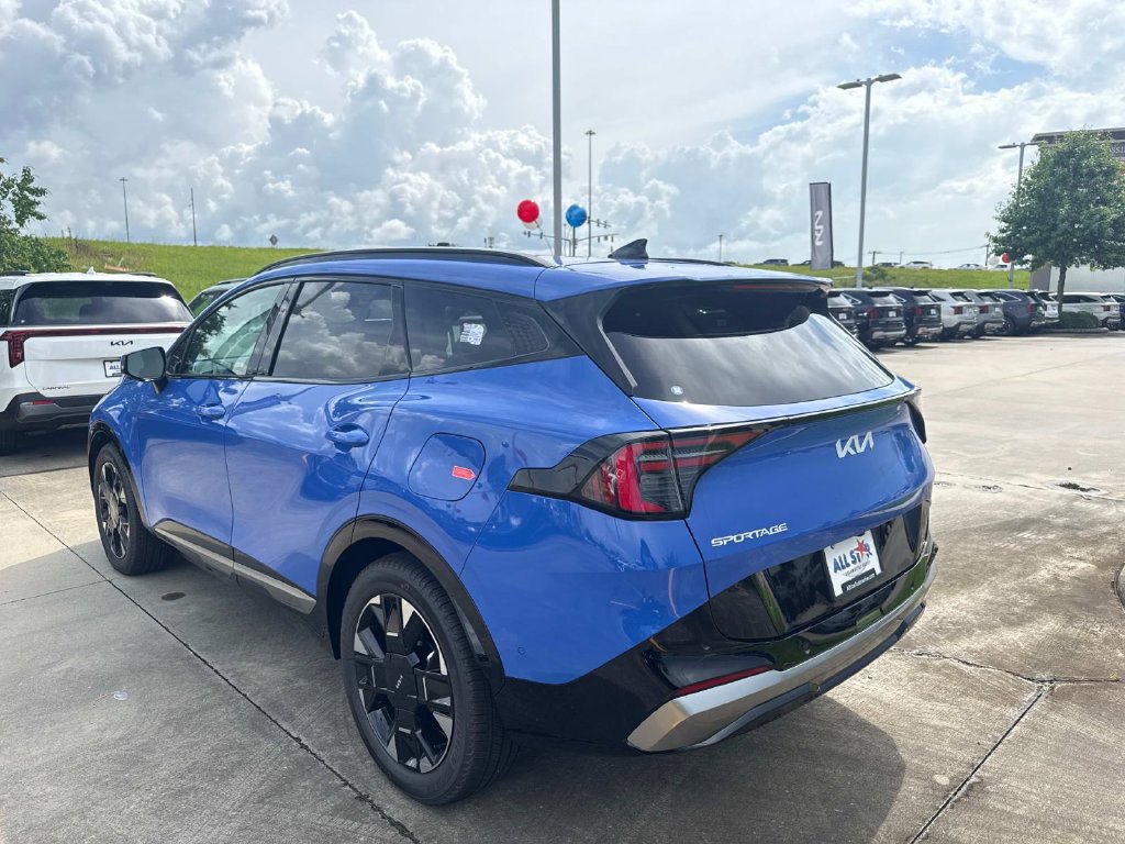 New 2026 Kia Sportage SX FWD image 6