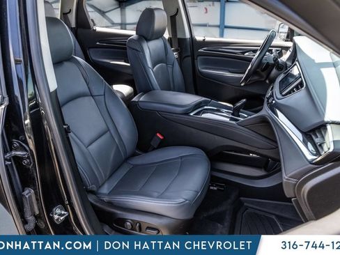 Used 2021 Buick Enclave Essence w/ LPO, Floor Liner Package FWD image 22