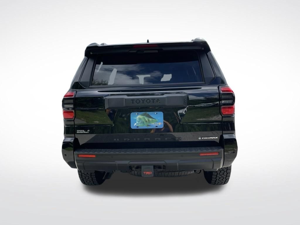 Used 2025 Toyota 4Runner TRD Off-Road Premium AWD/4WD image 7