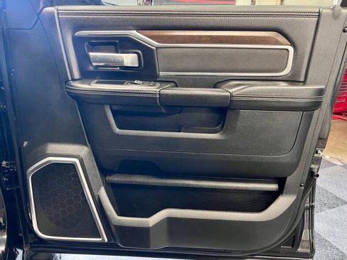 Used 2022 RAM 2500 Laramie image 21