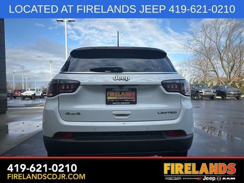 Used 2024 Jeep Compass Limited image 9