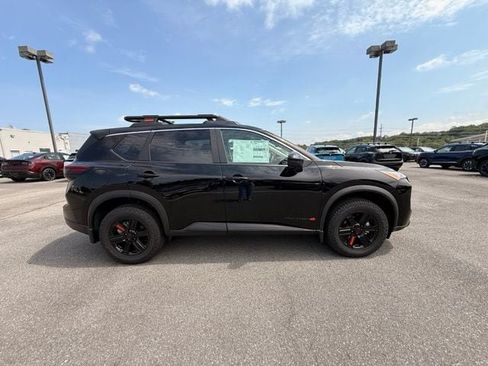 New 2026 Nissan Rogue SV w/ Rock Creek Premium Package AWD/4WD image 4
