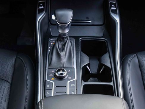 Certified 2023 Kia Sorento S AWD/4WD image 11