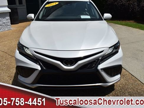 Used 2024 Toyota Camry XSE FWD image 4