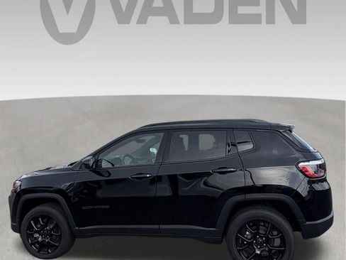 New 2026 Jeep Compass Latitude AWD/4WD image 2