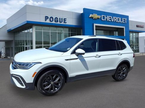 Used 2024 Volkswagen Tiguan Wolfsburg Edition FWD image 4