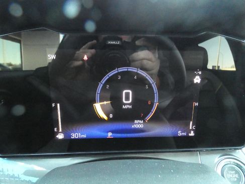 New 2026 Chevrolet Trax ACTIV w/ Sunroof Package FWD image 20