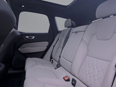 New 2026 Volvo XC60 B5 Plus w/ Climate Package AWD/4WD image 22