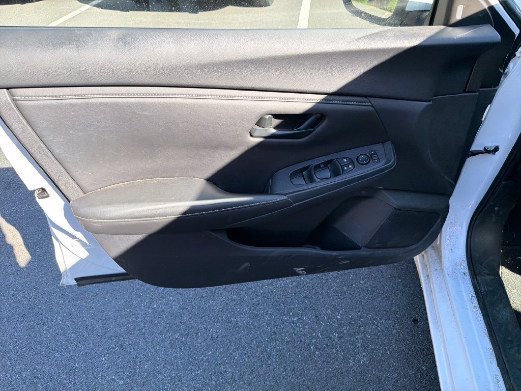 Used 2025 Nissan Sentra S FWD image 10