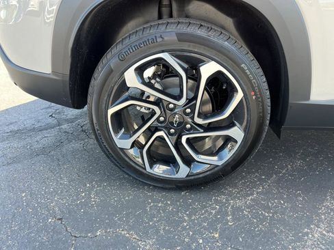 New 2026 Chevrolet Trax RS image 9