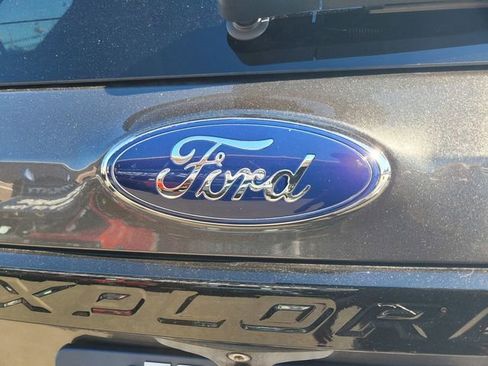 Used 2018 Ford Explorer Sport w/ Equipment Group 401A image 7