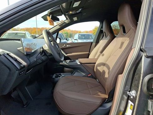 New 2026 BMW iX xDrive45 image 10