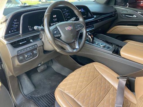 Used 2021 Cadillac Escalade ESV Sport w/ Driver Assist Tech Package image 6