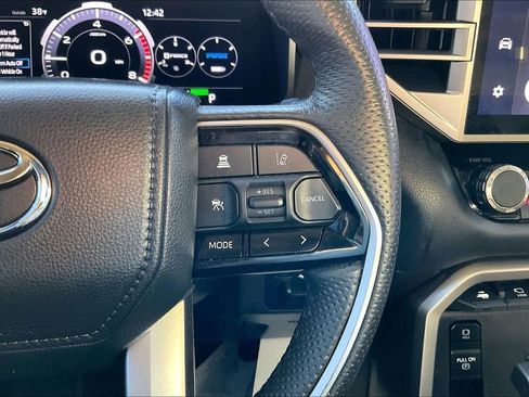 Used 2024 Toyota Tundra Limited image 22