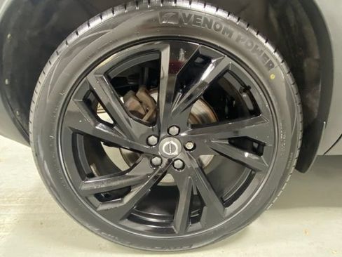 Used 2021 Volvo XC40 T5 R-Design w/ Protection Package Premier AWD/4WD image 5