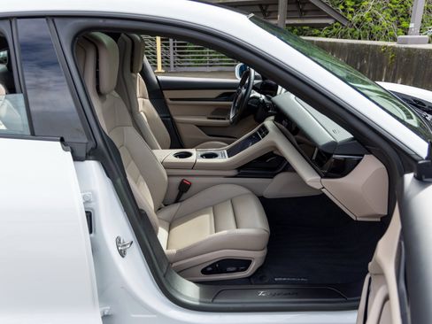 Certified 2023 Porsche Taycan image 53