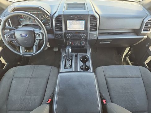 Used 2019 Ford F150 XLT w/ Equipment Group 302A Luxury AWD/4WD image 9