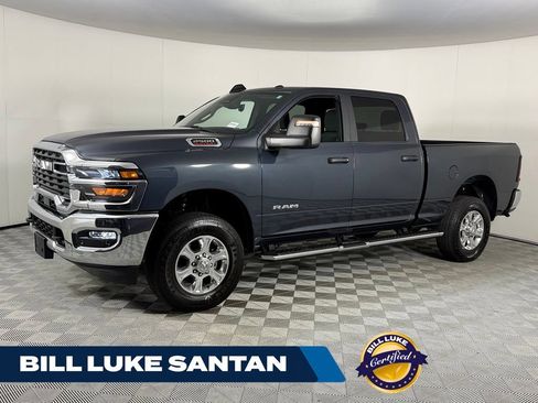 Used 2026 RAM 2500 Big Horn AWD/4WD image 1