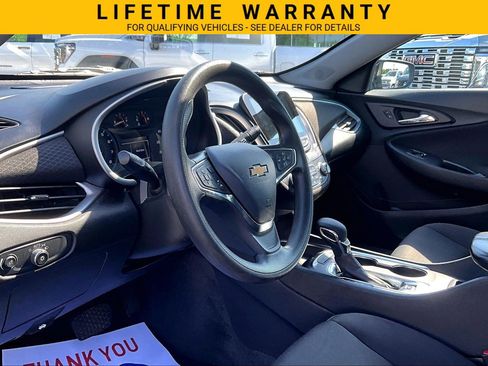 Used 2023 Chevrolet Malibu LT FWD image 13