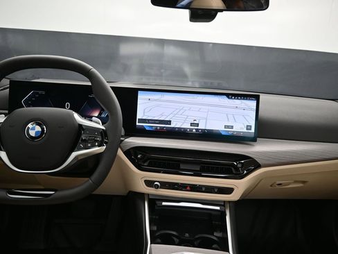 New 2026 BMW 330i Sedan w/ Premium Package image 19