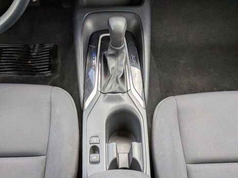 Used 2023 Toyota Corolla LE image 19