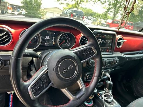Used 2020 Jeep Wrangler Unlimited Rubicon AWD/4WD image 14