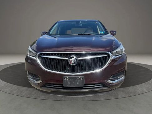Used 2018 Buick Enclave Essence AWD/4WD image 2