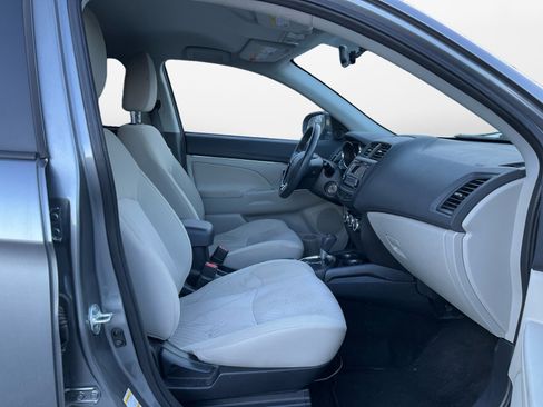 Used 2017 Mitsubishi Outlander Sport ES image 15