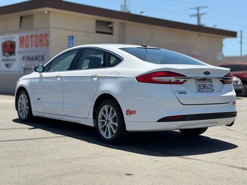 Used 2018 Ford Fusion Energi SE FWD image 10