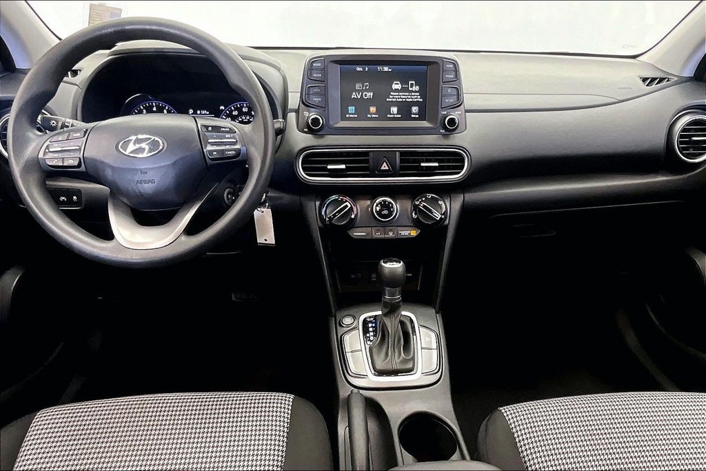 Used 2020 Hyundai Kona SE w/ Cargo Package FWD image 15
