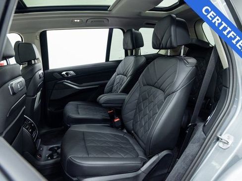 Certified 2024 BMW X7 xDrive40i w/ Premium Package image 23