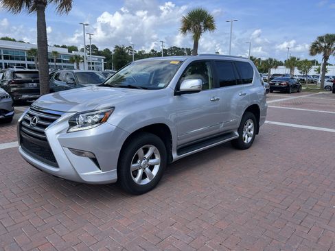 Used 2016 Lexus GX 460 w/ Navigation Package AWD/4WD image 20
