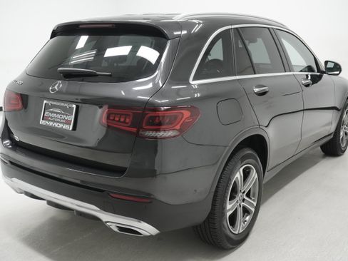 Used 2022 Mercedes-Benz GLC 300 image 4
