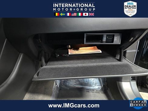 Used 2018 Bentley Flying Spur V8 image 57