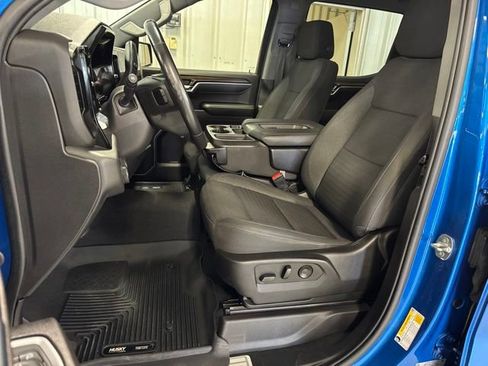 Used 2022 Chevrolet Silverado 1500 LT w/ Z71 Off-Road Package AWD/4WD image 44