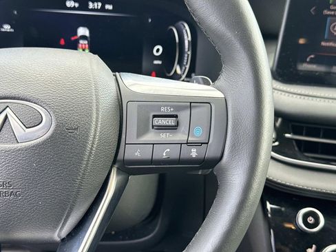 Certified 2025 INFINITI QX60 Luxe w/ Cargo Package AWD/4WD image 9