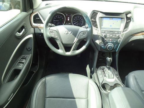 Used 2018 Hyundai Santa Fe Sport FWD image 14