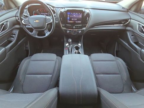 Used 2020 Chevrolet Traverse LT image 20